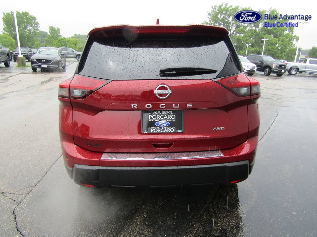 Used 2025 Nissan Rogue SV w/ SV Premium Package AWD/4WD image 8