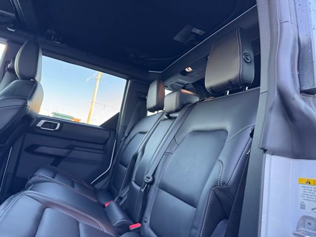 Certified 2025 Ford Bronco Outer Banks AWD/4WD image 11