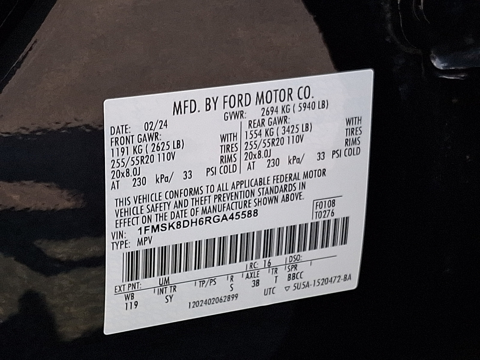 Certified 2024 Ford Explorer XLT w/ Equipment Group 202A AWD/4WD image 30