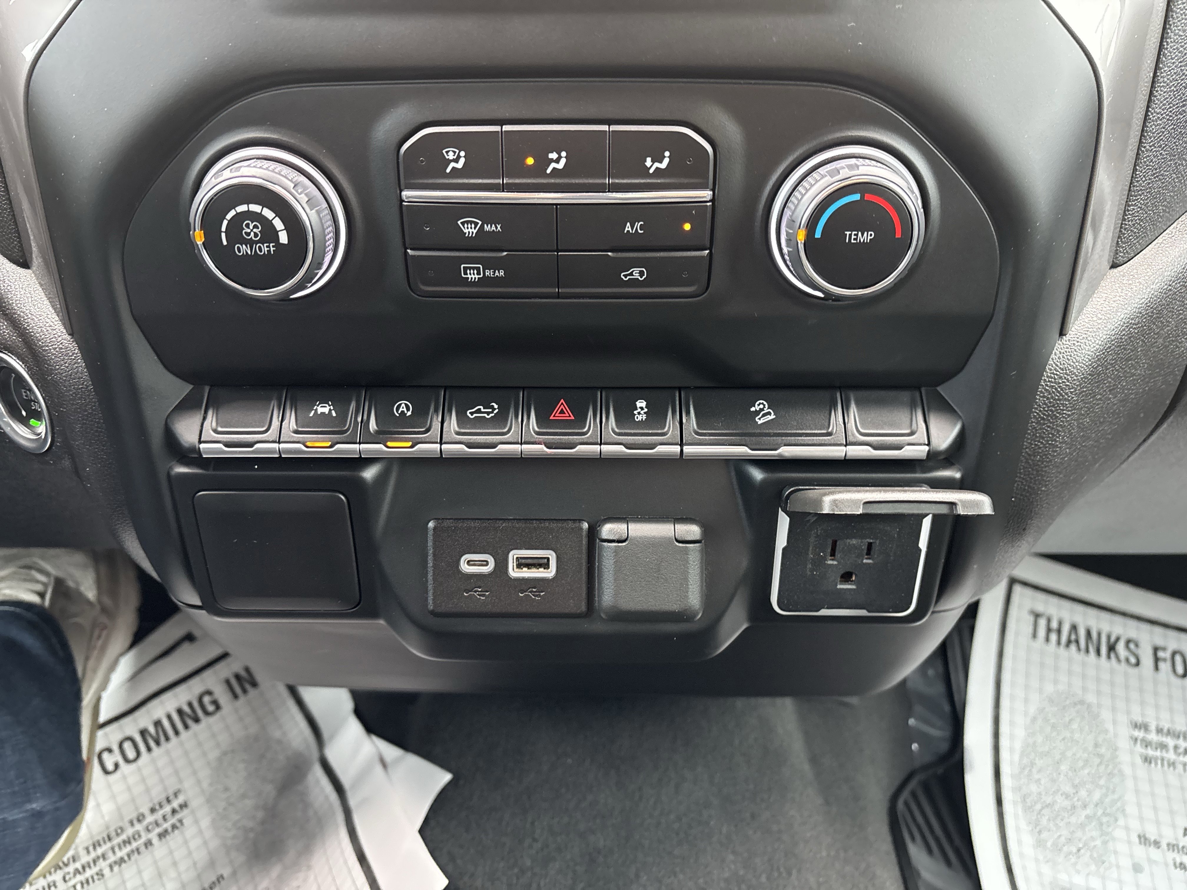 Used 2022 Chevrolet Silverado 1500 Custom Trail Boss w/ LPO, Dark Essentials Package image 33