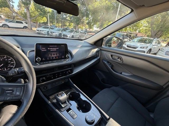 Used 2024 Nissan Rogue S AWD/4WD image 20