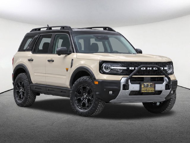 Certified 2025 Ford Bronco Sport Badlands w/ Sasquatch Badlands Package AWD/4WD image 2