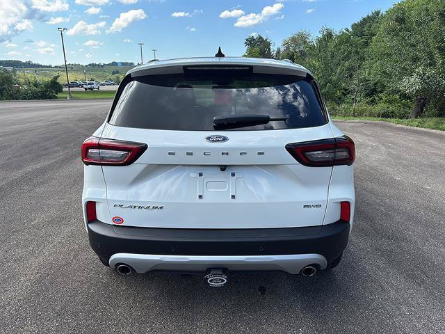 Certified 2025 Ford Escape Platinum w/ Class II Trailer Tow Package AWD/4WD image 3