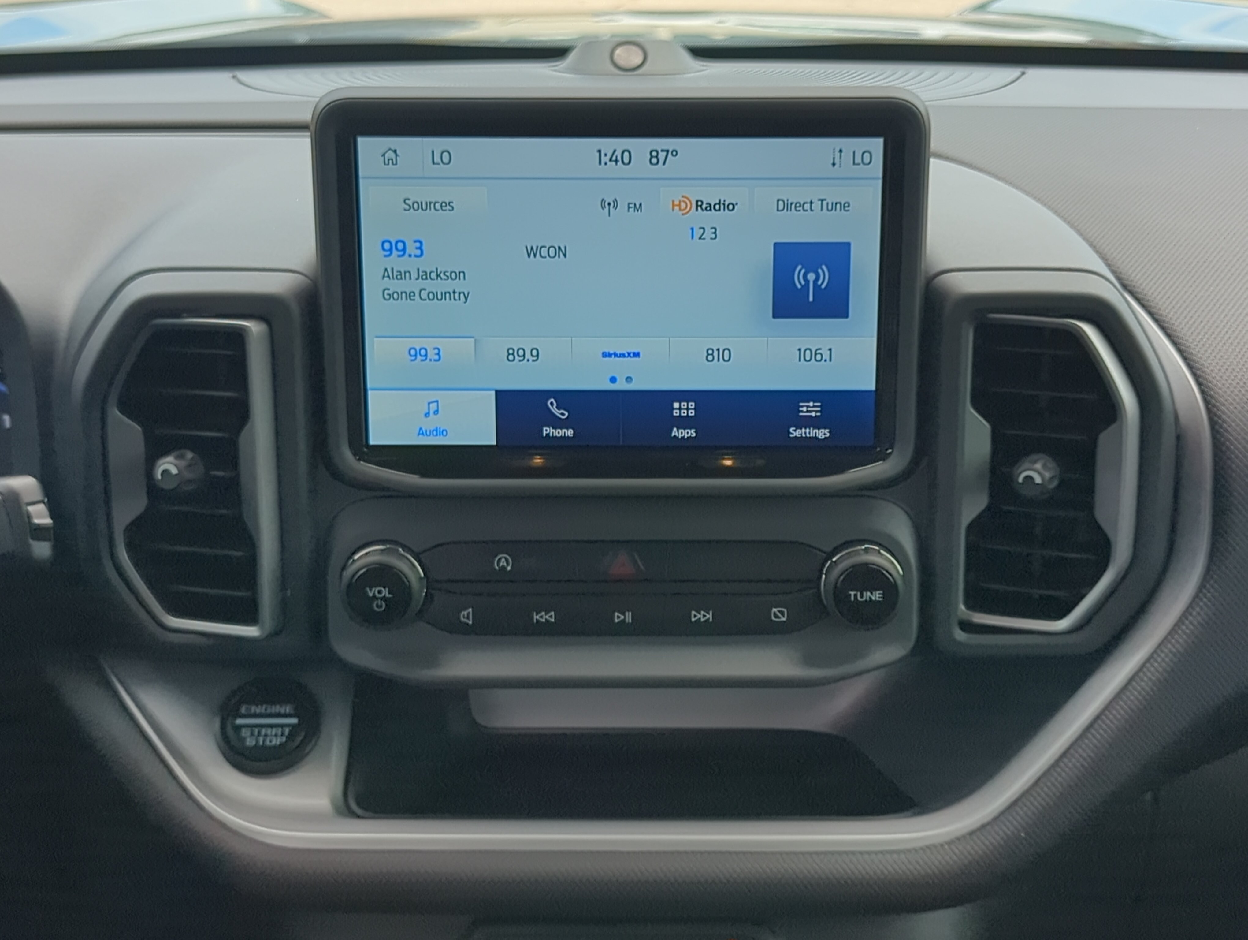 Certified 2022 Ford Bronco Sport Outer Banks w/ Tech Package AWD/4WD image 16