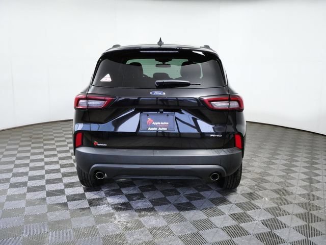 Certified 2025 Ford Escape ST-Line AWD/4WD image 7