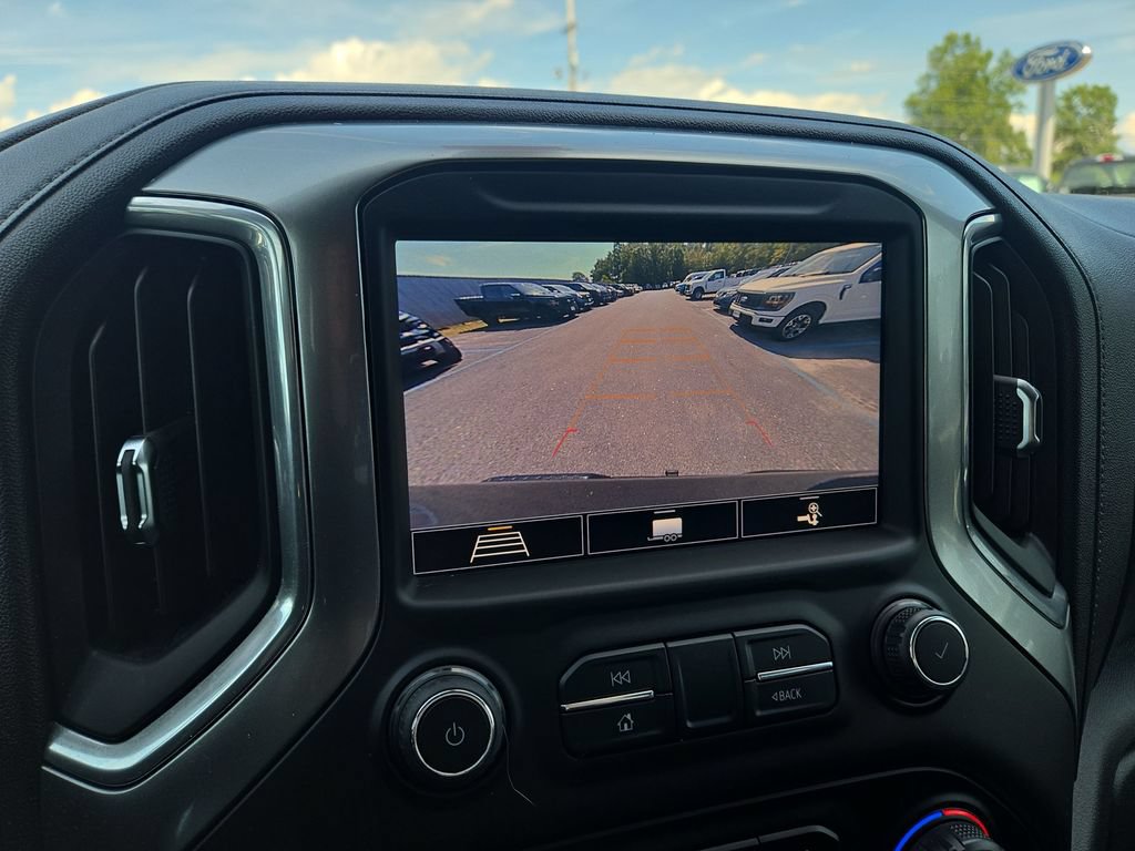 Used 2020 Chevrolet Silverado 1500 LT Trail Boss AWD/4WD image 10