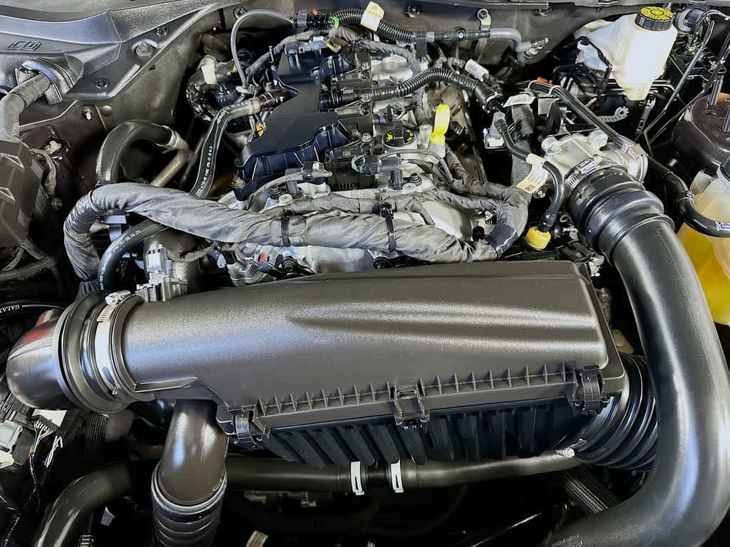 Certified 2024 Ford Mustang Coupe RWD image 8