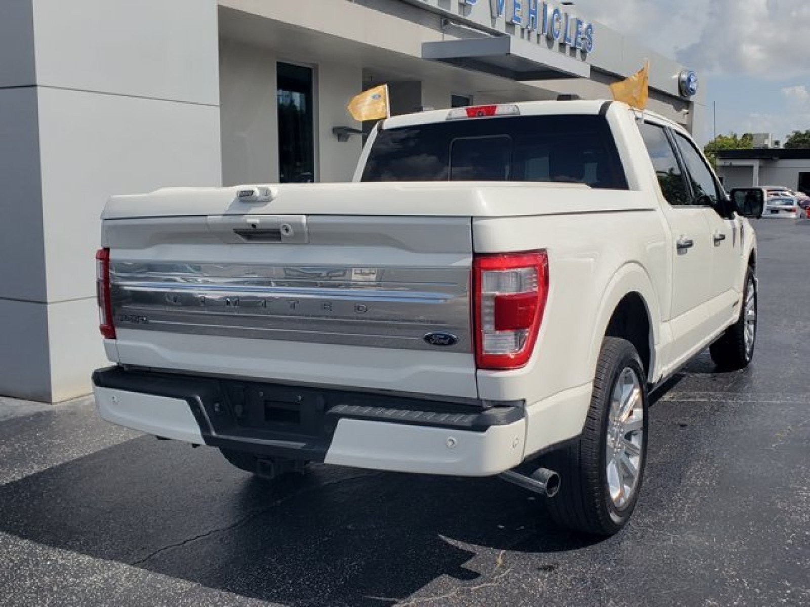 Certified 2022 Ford F150 Limited AWD/4WD image 7