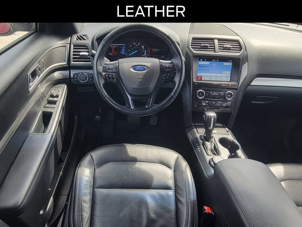 Certified 2018 Ford Explorer XLT w/ Equipment Group 202A AWD/4WD image 10