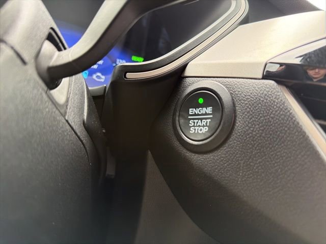 Certified 2022 Ford Escape SEL w/ Technology Package image 38