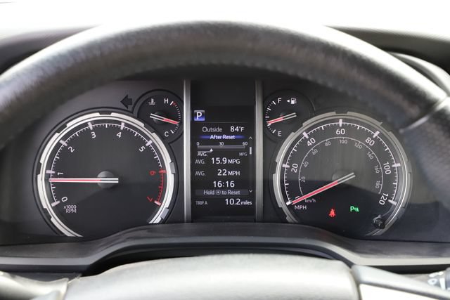 Used 2022 Toyota 4Runner Limited AWD/4WD image 28