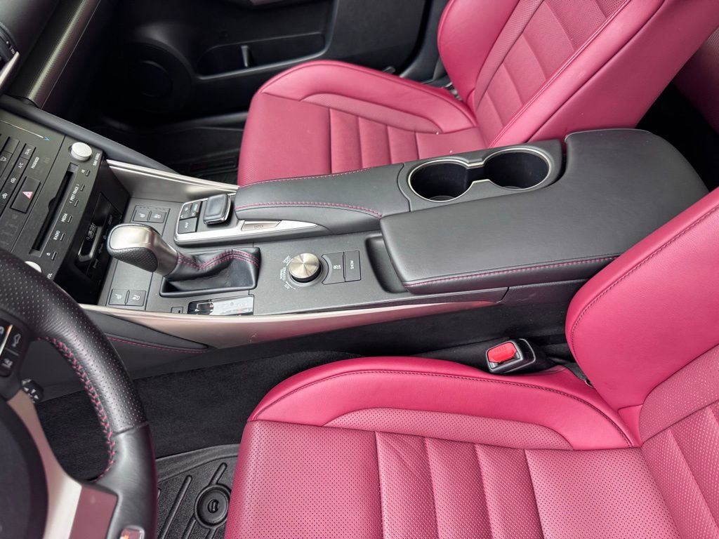 Used 2018 Lexus IS 350 F Sport image 17