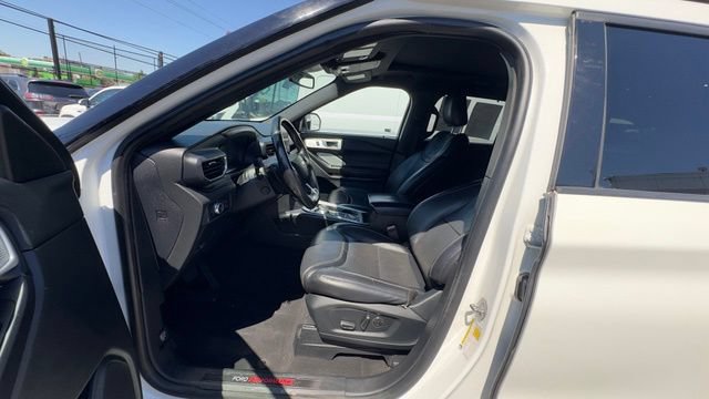 Certified 2020 Ford Explorer ST w/ Premium Technology Package AWD/4WD image 13