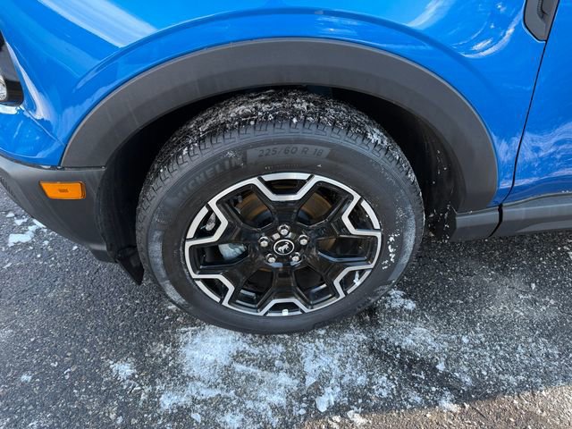 Certified 2025 Ford Bronco Sport Outer Banks w/ Outer Banks Tech Package+ AWD/4WD image 32