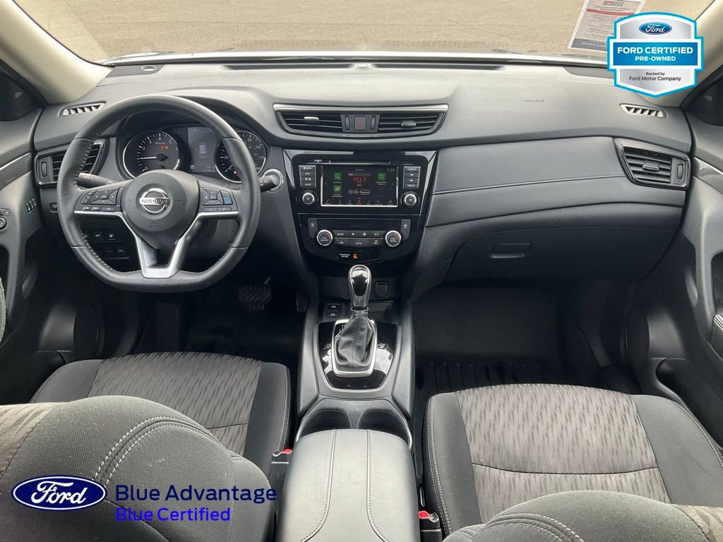 Used 2020 Nissan Rogue SV w/ Premium Package image 13