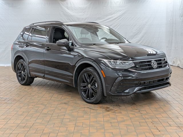 Used 2022 Volkswagen Tiguan SE R-Line image 7