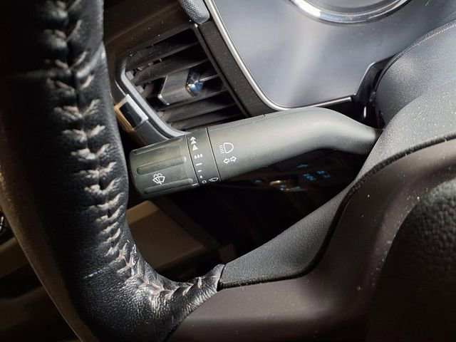 Certified 2021 Ford F150 XLT w/ Equipment Group 302A High image 11