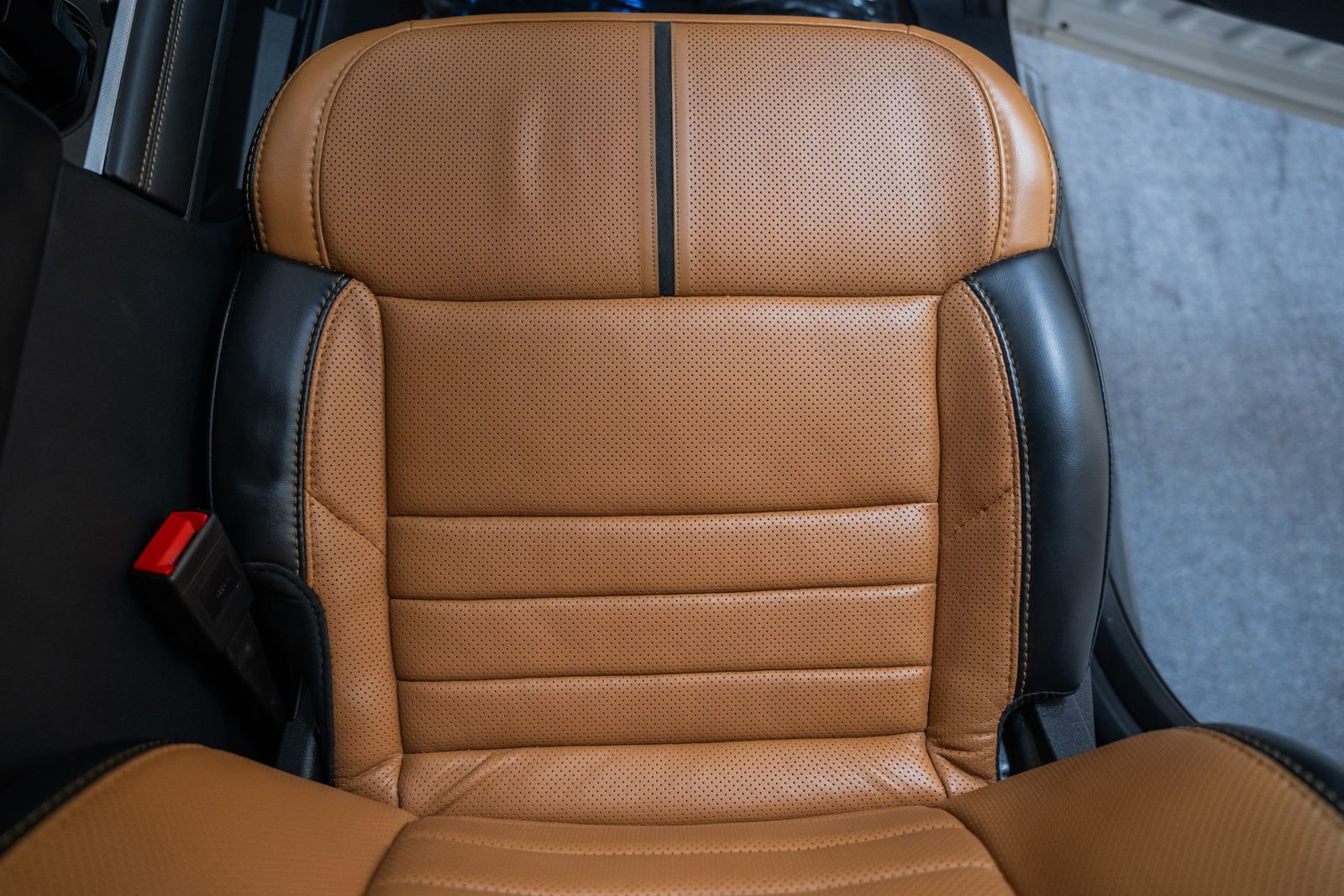 Certified 2024 Ford F250 Platinum image 38