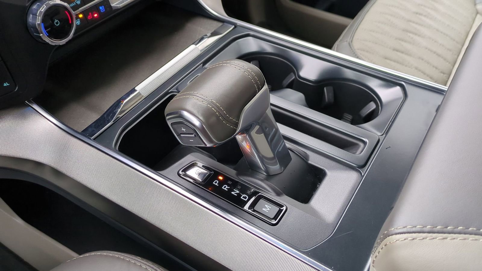 Certified 2024 Ford F150 Platinum w/ Equipment Group 703A Plus image 39