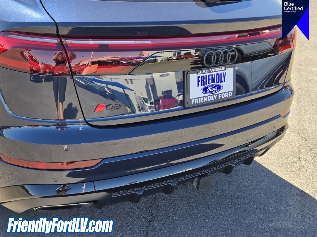 Used 2024 Audi Q8 Prestige AWD/4WD image 5