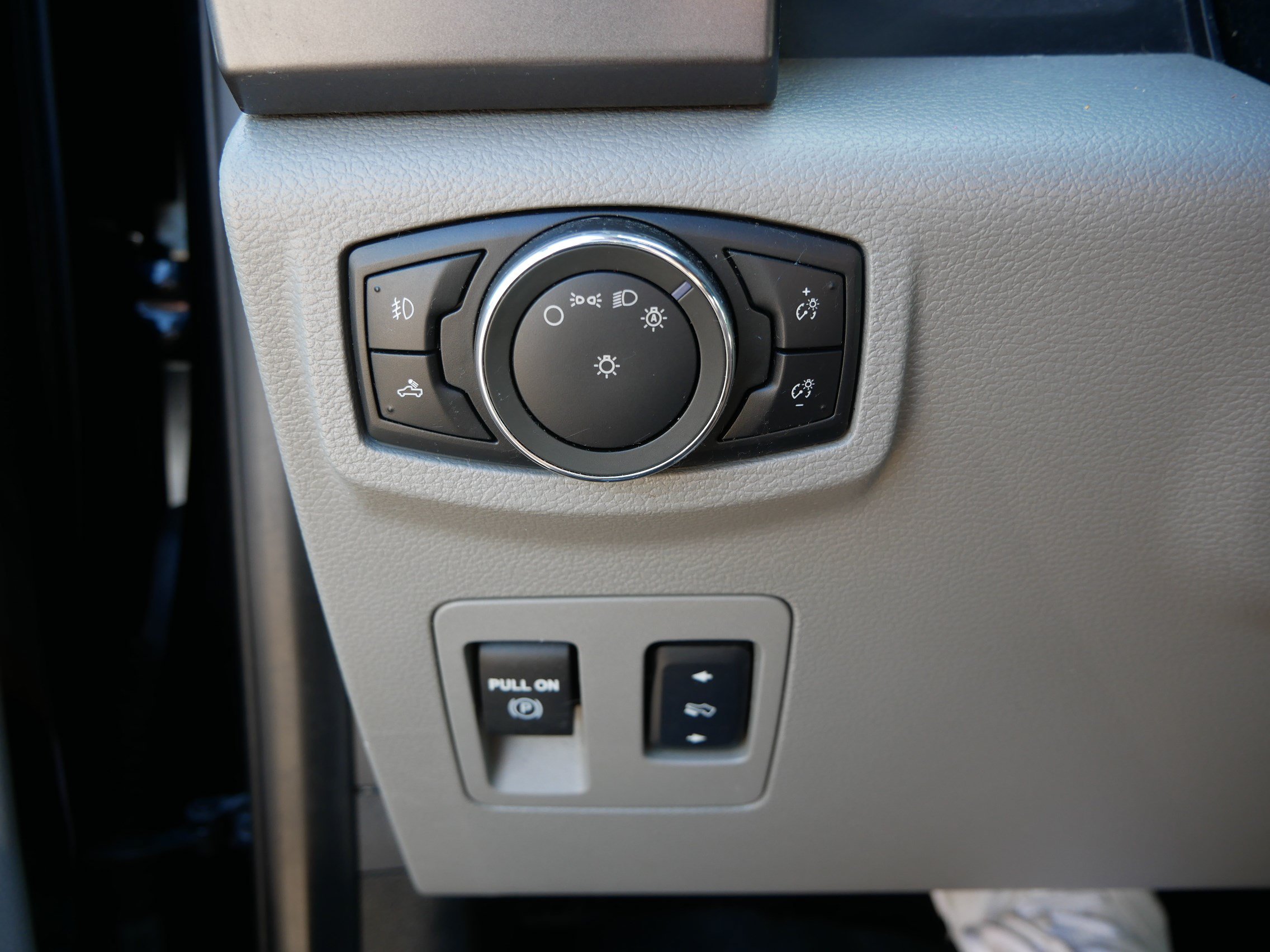 Certified 2022 Ford F150 4x4 SuperCrew image 25