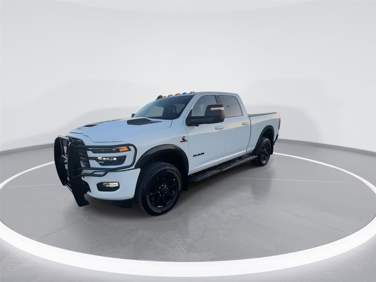 Used 2026 RAM 2500 Laramie w/ Night Edition image 2