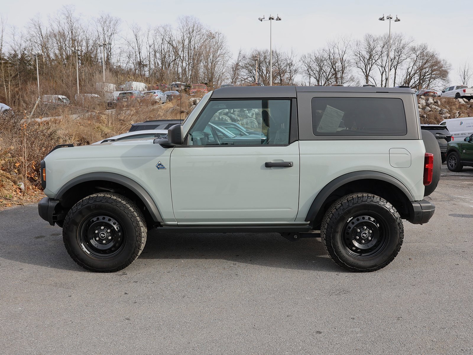 Certified 2023 Ford Bronco Black Diamond image 6