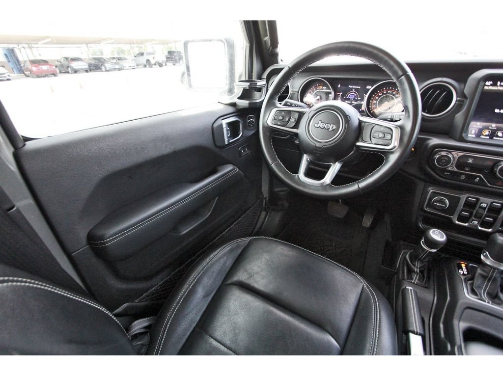 Used 2022 Jeep Gladiator Overland w/ Popular Equipment Package AWD/4WD image 11