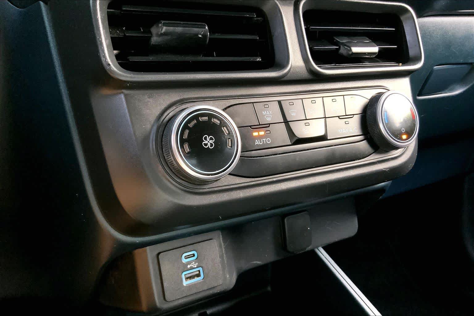 Certified 2023 Ford Maverick XL FWD image 34