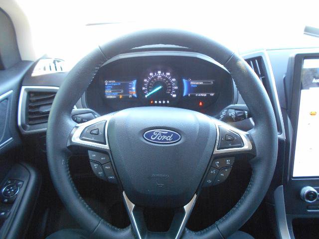 Certified 2024 Ford Edge SEL w/ Convenience Package AWD/4WD image 10