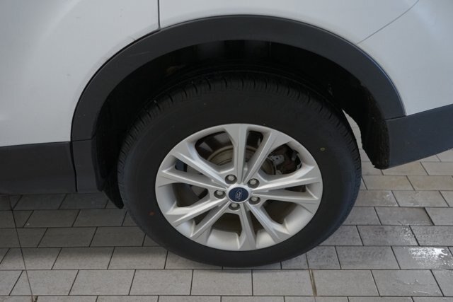 Certified 2019 Ford Escape SE AWD/4WD image 11