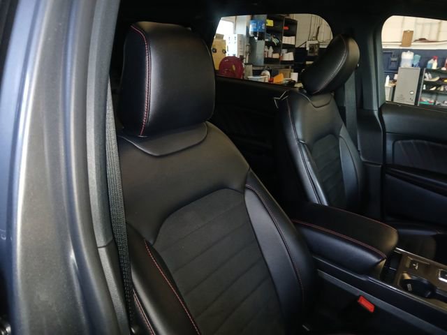 Certified 2024 Ford Edge ST-Line AWD/4WD image 47