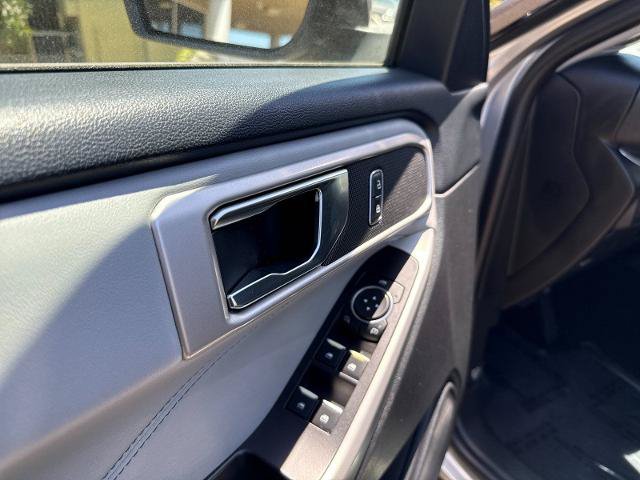 Certified 2022 Ford Explorer XLT w/ Equipment Group 202A RWD image 10
