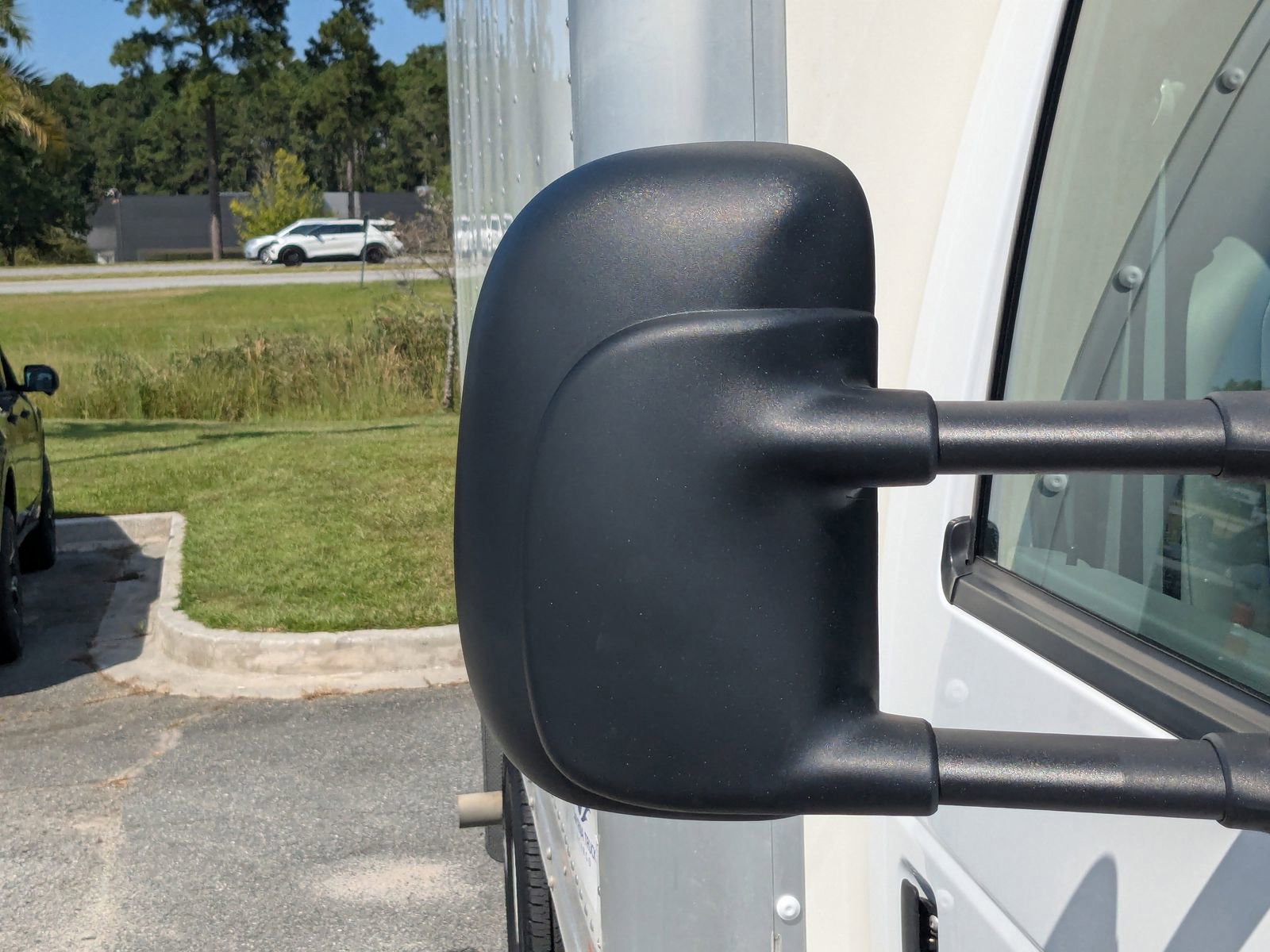 Certified 2024 Ford E-350 and Econoline 350 Super Duty w/ Power Windows & Locks Group image 13