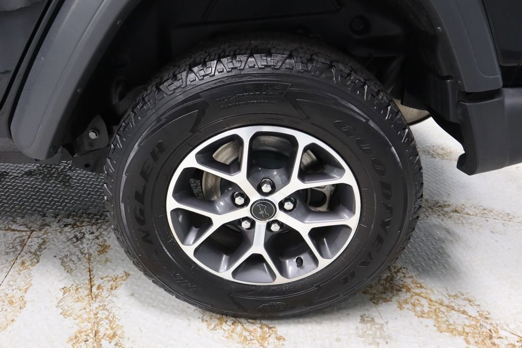 Used 2024 Jeep Wrangler Sport S image 19