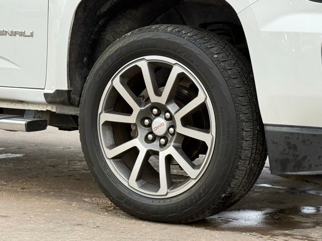 Used 2018 GMC Canyon Denali image 9