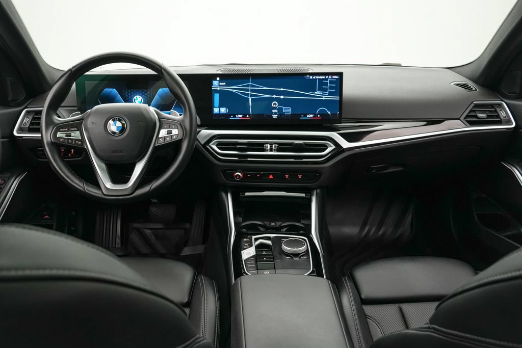 Used 2023 BMW 330i xDrive Sedan w/ Driving Assistance Package AWD/4WD image 14