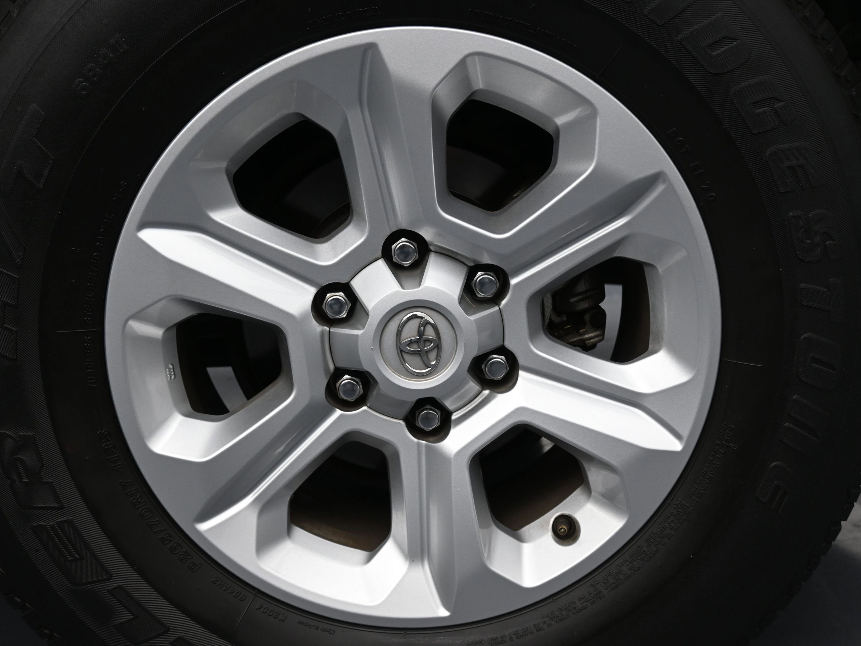 Used 2022 Toyota 4Runner SR5 Premium w/ Moonroof Package image 26