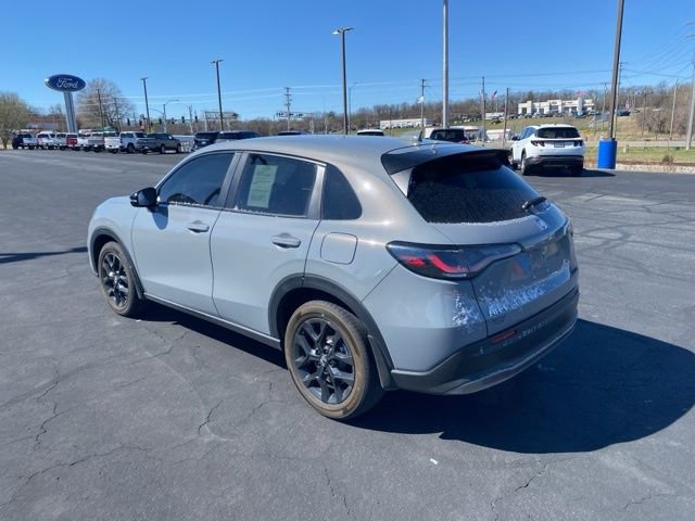 Used 2025 Honda HR-V Sport image 3