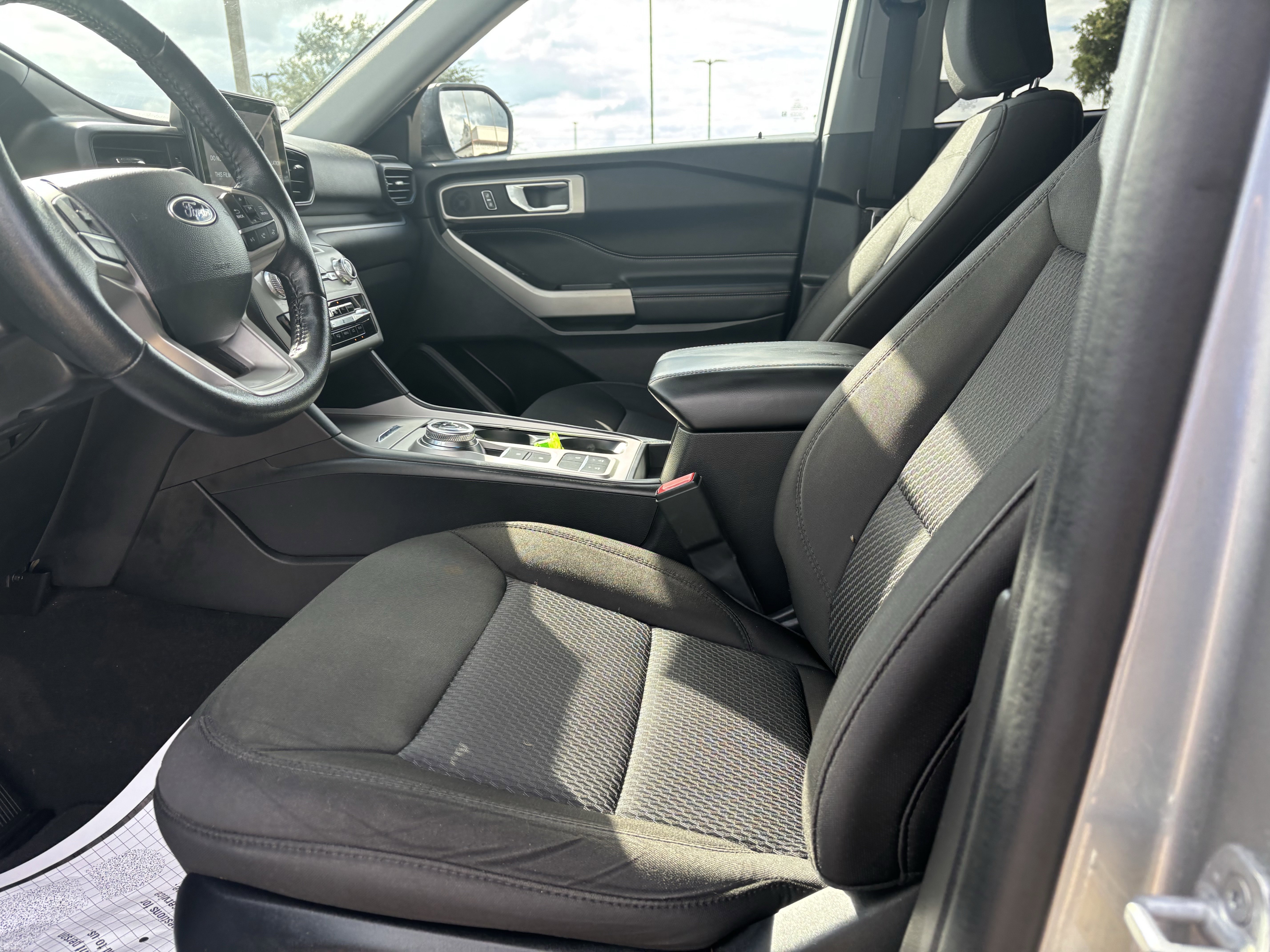 Certified 2023 Ford Explorer XLT image 10