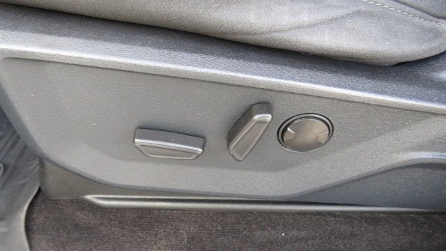 Certified 2022 Ford F150 XLT w/ Equipment Group 302A High image 17