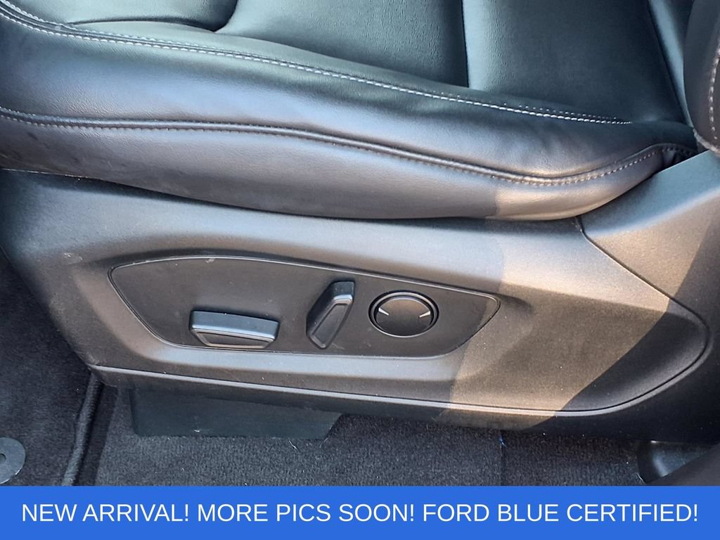 Certified 2023 Ford Explorer XLT w/ Equipment Group 202A AWD/4WD image 4