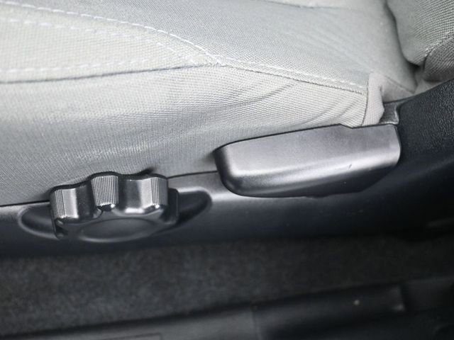 Used 2023 Toyota Tacoma SR image 13