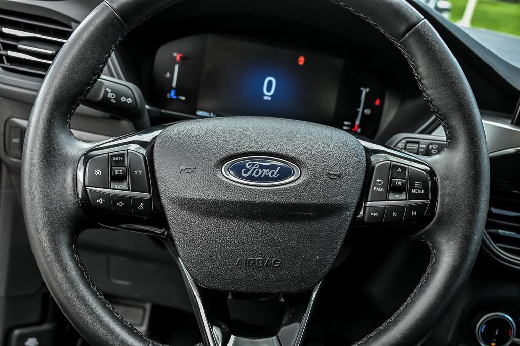 Certified 2023 Ford Escape Active AWD/4WD image 21