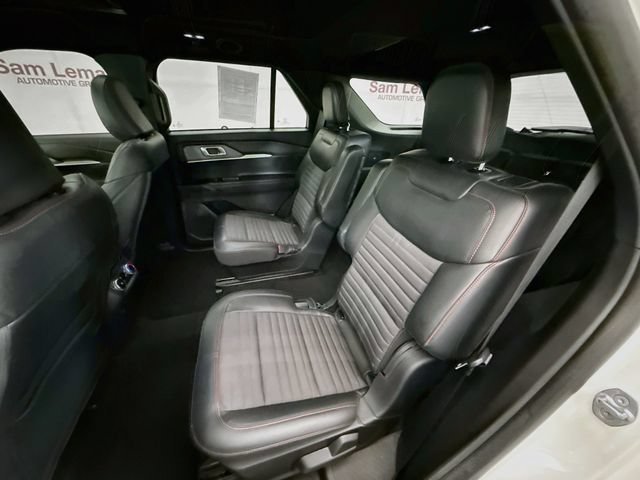 Certified 2025 Ford Explorer ST-Line AWD/4WD image 26