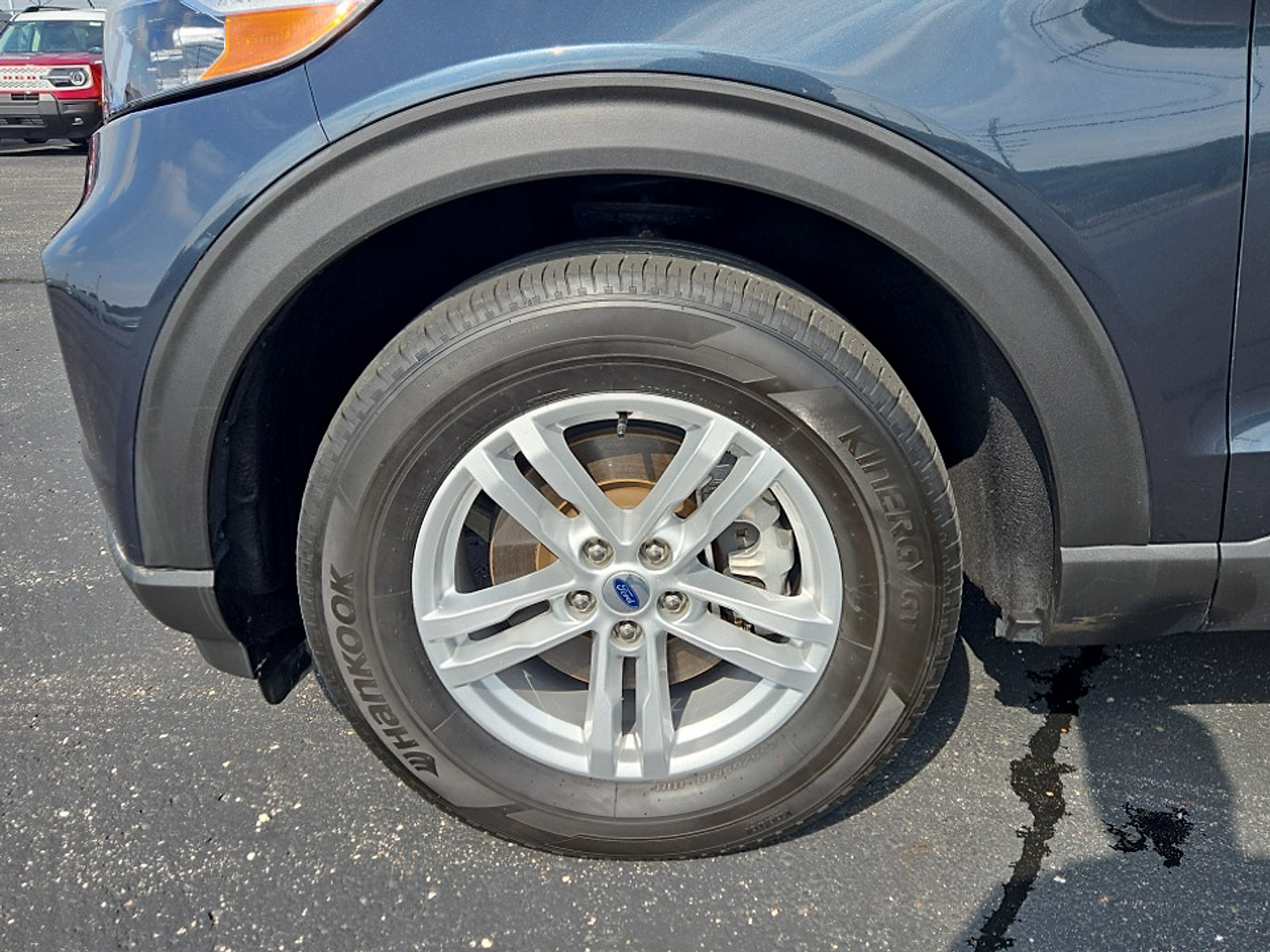 Certified 2023 Ford Explorer XLT AWD/4WD image 24