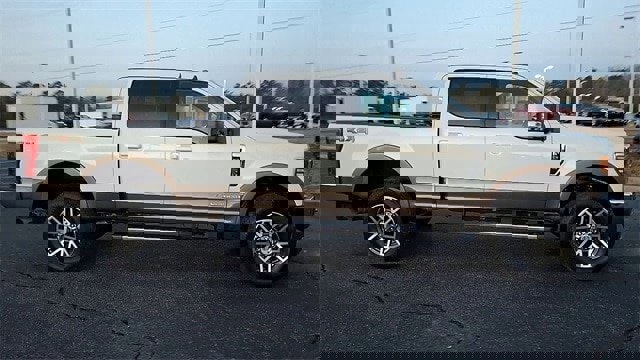 Certified 2019 Ford F250 Lariat w/ Lariat Value Package image 10