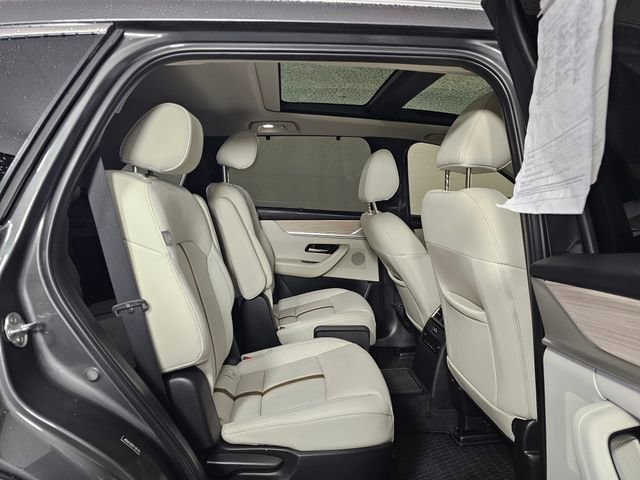 Used 2024 MAZDA CX-90 3.3 Turbo w/ Premium Plus Pkg image 12
