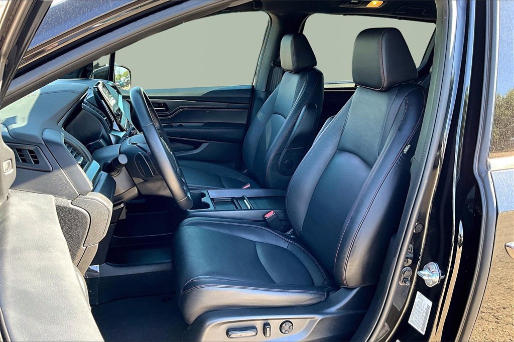 Used 2024 Honda Odyssey Sport image 25