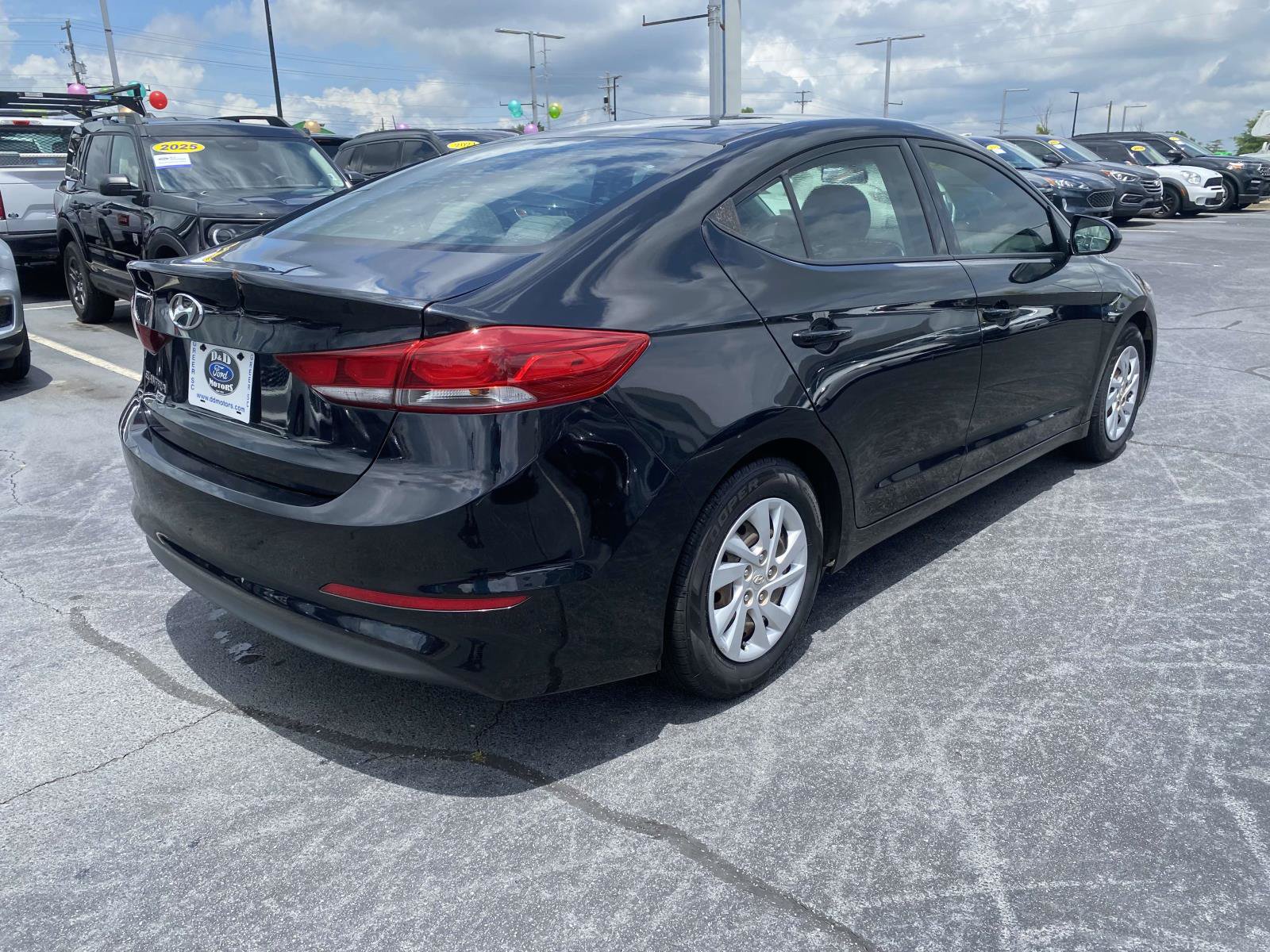 Used 2018 Hyundai Elantra SE FWD image 7